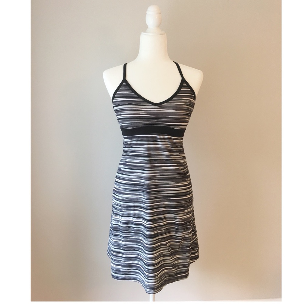 Women’s Athleta Dress
